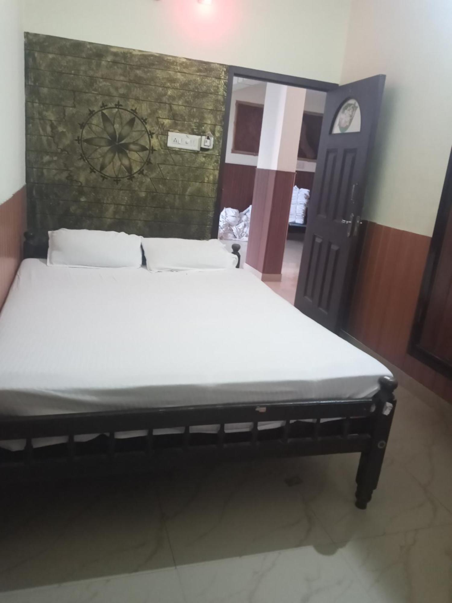 Avanti Inn Guruvāyūr 外观 照片