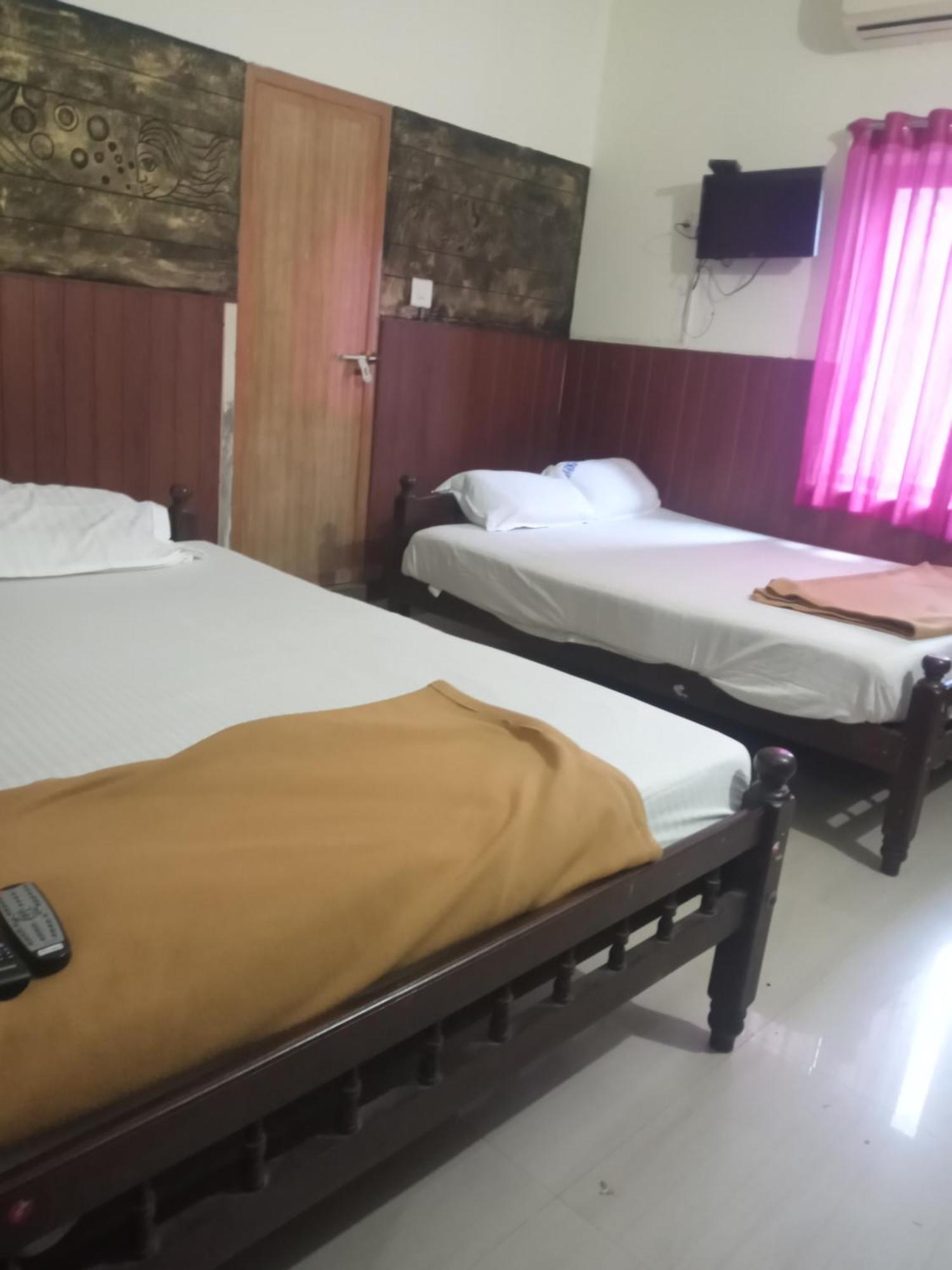 Avanti Inn Guruvāyūr 外观 照片
