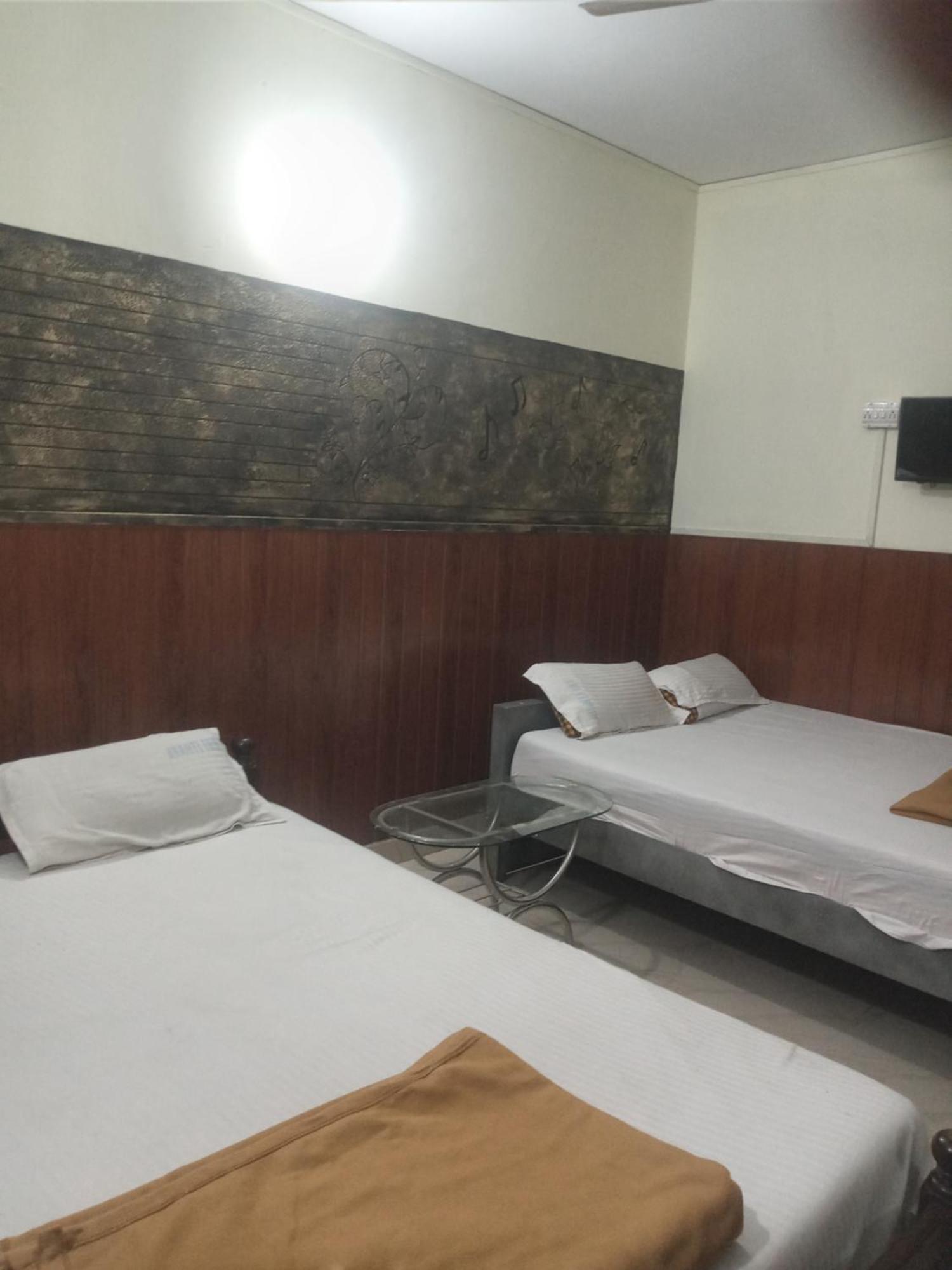 Avanti Inn Guruvāyūr 外观 照片
