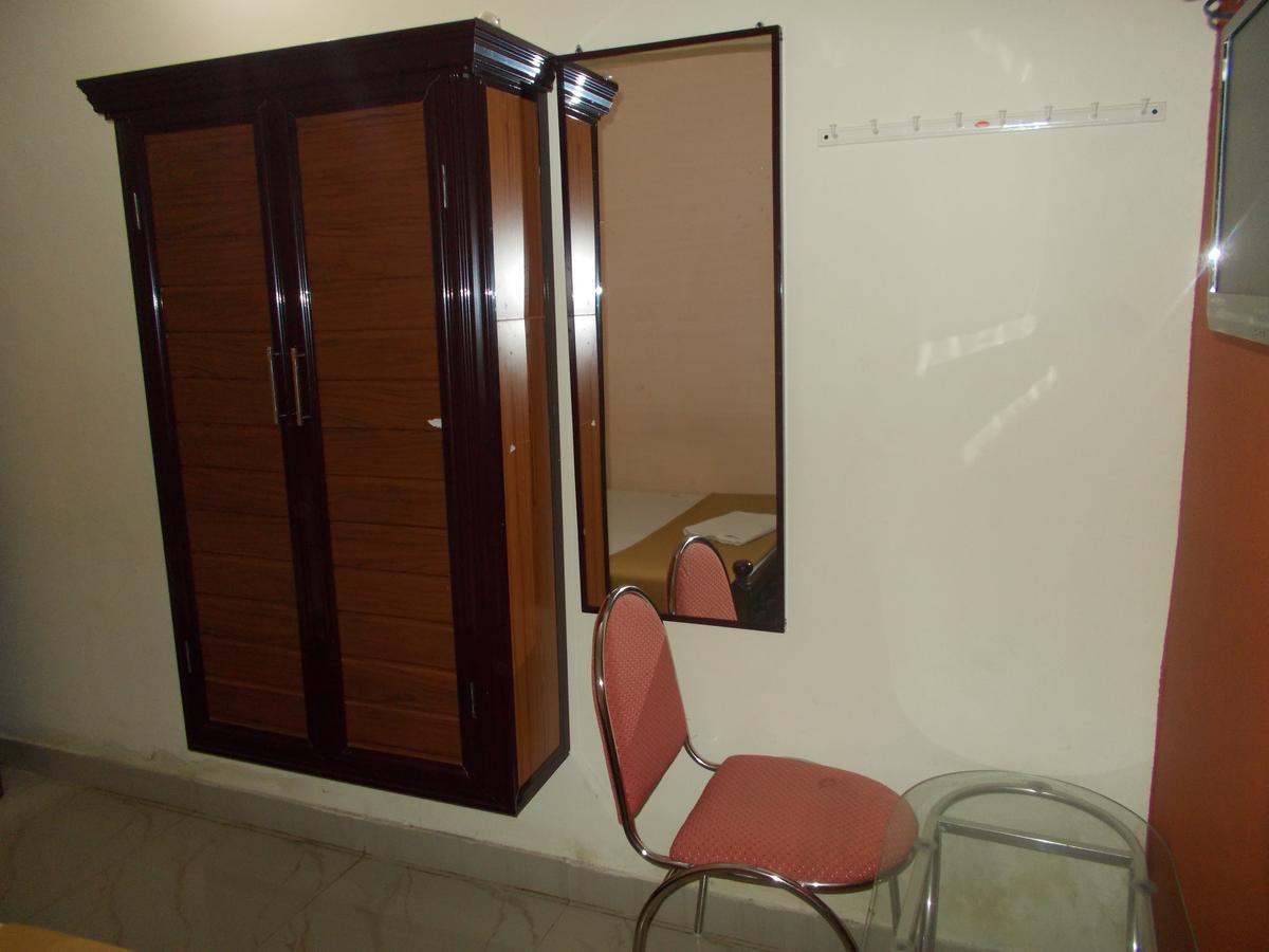 Avanti Inn Guruvāyūr 外观 照片