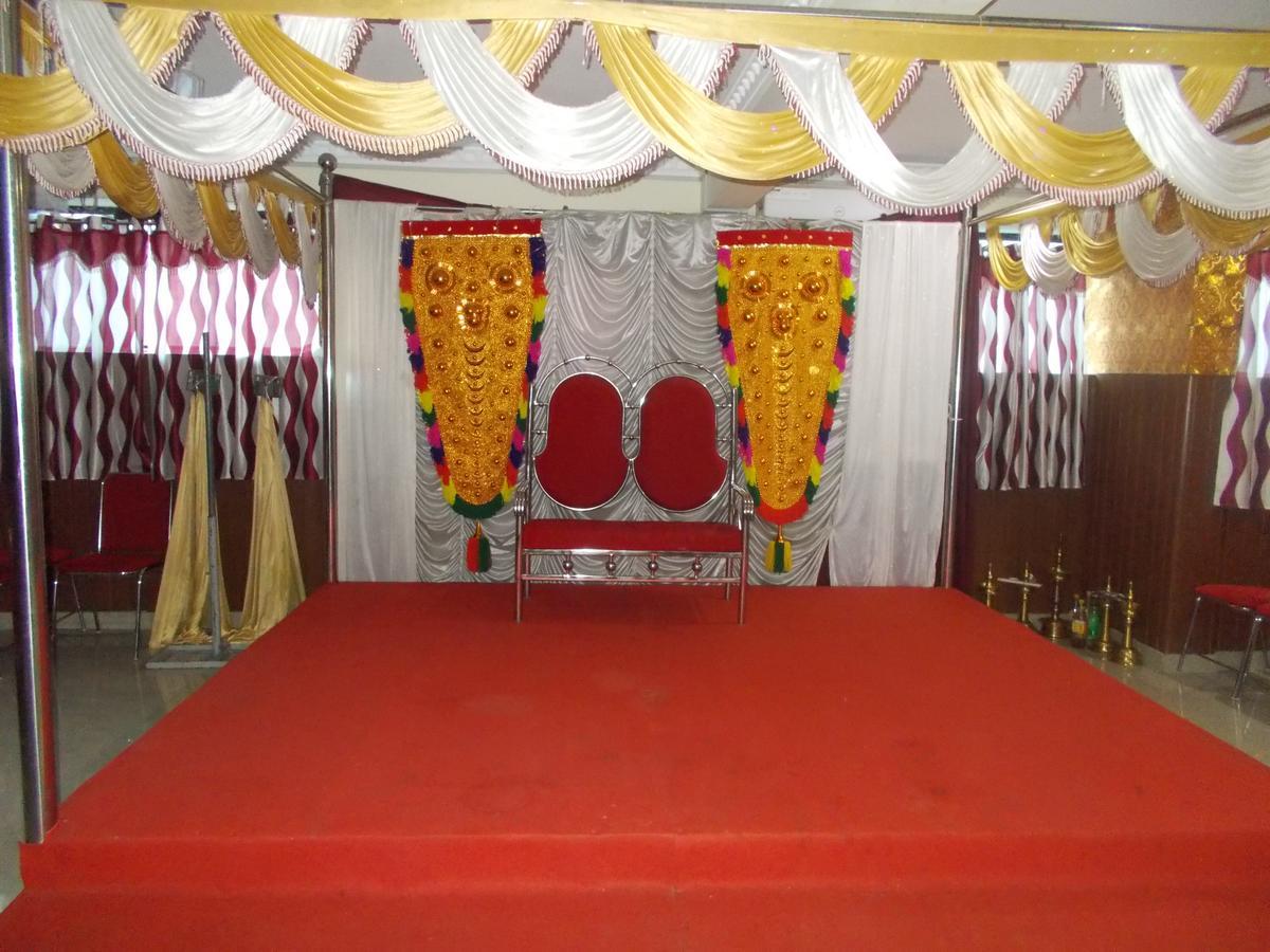 Avanti Inn Guruvāyūr 外观 照片